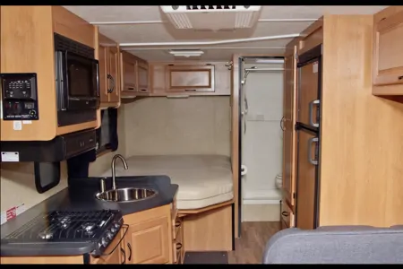 Tim's Motor Home Majestic 23 with wifi Class C