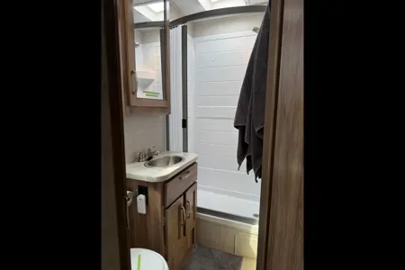 Roxanne's Jayco RedHawks 22c Class C