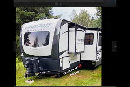 Emmanuel's Flagstaff 27BHWS Travel Trailer