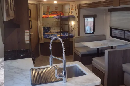 Silver Lake 1 w/Bunks: Delivery Available ($85):No Prep Fee: Equipped