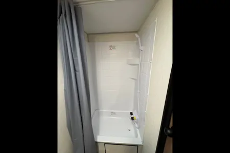 Cozy Forest River 16FQW – Easy Tow & Fully Equipped