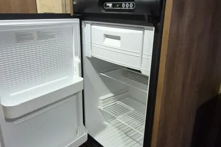 Karine Kz Escape Travel Trailer