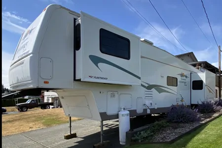 Wilderness Advantage Classic Luxury Camping