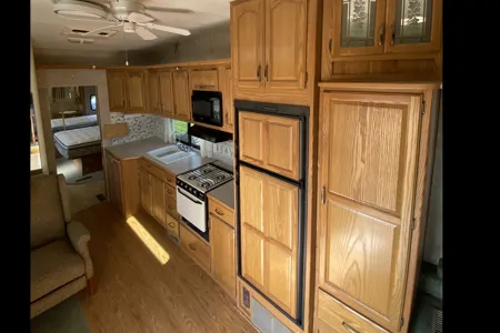 Wilderness Advantage Classic Luxury Camping