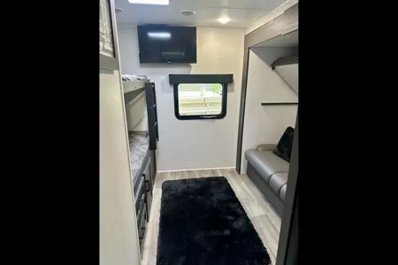 Venture Sporttrek Touring Edition Travel Trailer