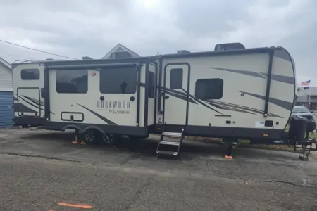 Forest River 8336bh Travel Trailer