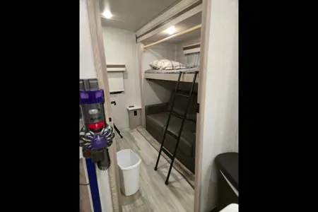 Forest River 8336bh Travel Trailer