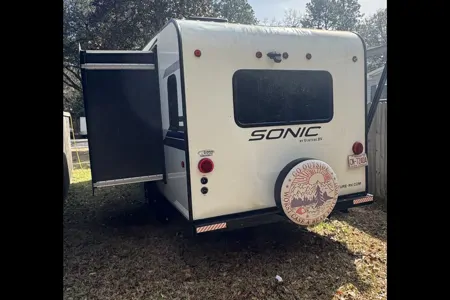 Jim's Venture RV Sonic 231VRL Travel Trailer