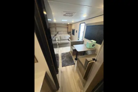 Coleman 23 B Travel Trailer