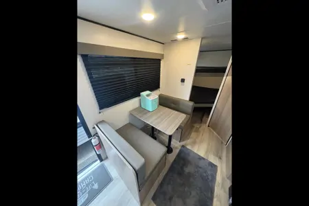 Coleman 23 B Travel Trailer