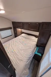 Forest River Grey Wolf 23DBH