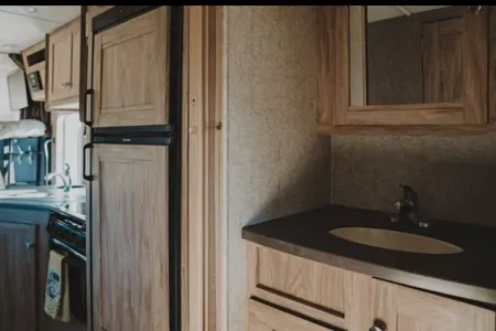 2017 Forest River RV Sunseeker 2500TS w/ Flex Mile