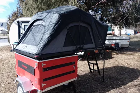 Johnny Z's Wildland Rooftop tent Tent Trailer