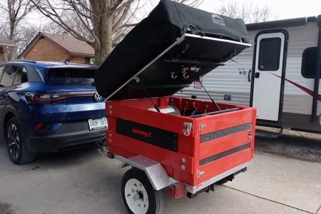 Johnny Z's Wildland Rooftop tent Tent Trailer