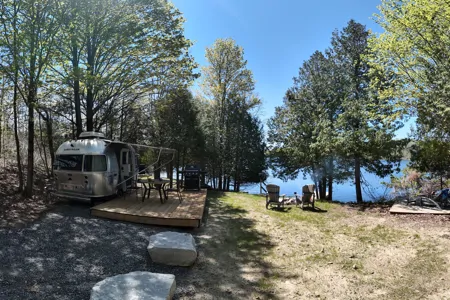 Couples Retreat Opinicon Lake