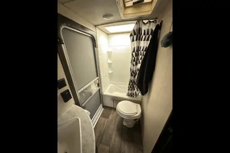The Biggest Travel Trailer for your Half Tonne w/ Unlimited Hot Water