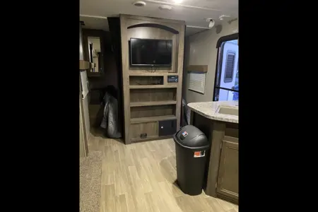 DePasquale’s Coleman Lantern Travel Trailer