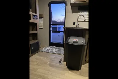 DePasquale’s Coleman Lantern Travel Trailer