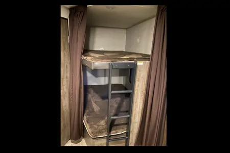 DePasquale’s Coleman Lantern Travel Trailer