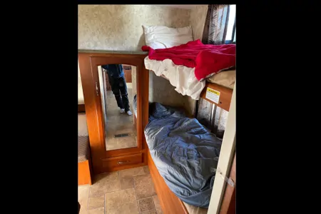 Keystone Cougar 28ft bunkhouse