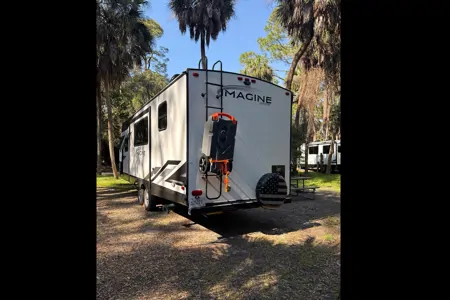 David's Grand Design Imagine 2400bh Travel Trailer