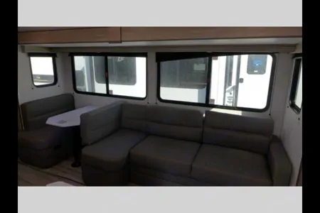 Derick's Cruiser RV avenir Travel Trailer