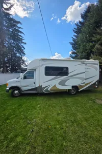 Chelsea's Coachmen Concord Class B