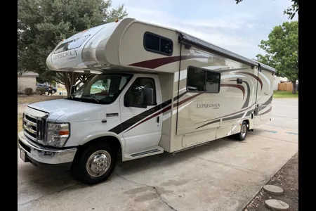 Paul Leal's Coachmen 311 FS Class A
