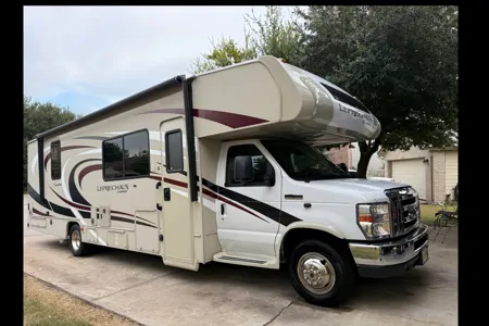 Paul Leal's Coachmen 311 FS Class A