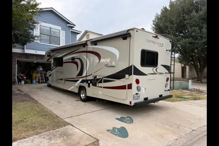 Paul Leal's Coachmen 311 FS Class A