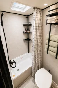 21ft Jayco · Brand New · Easy tow or Delivery · Fully Stocked · New Bed