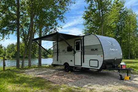 21ft Jayco · Brand New · Easy tow or Delivery · Fully Stocked · New Bed