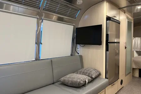 Ryker's Airstream Flying Cloud Travel Trailer 2023
