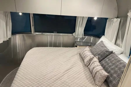 Ryker's Airstream Flying Cloud Travel Trailer 2023