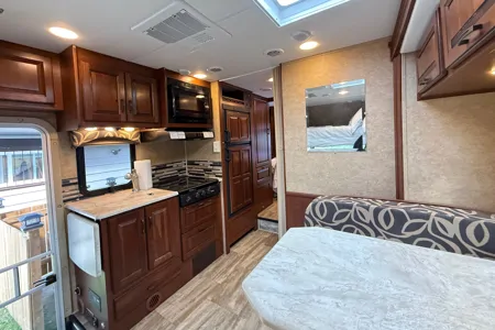 Ernie's Forest River Solera 24R Class C