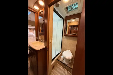 Ernie's Forest River Solera 24R Class C