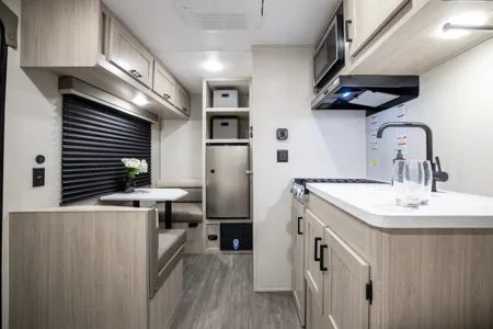 Lightweight Aurora 13RDX Sleeps 3 Easy Tow or Delivery Available