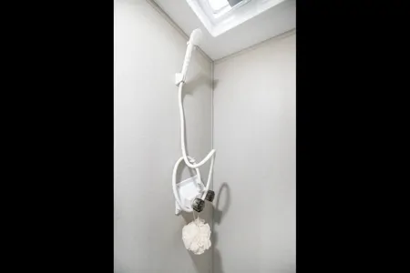 Lightweight Aurora 13RDX Sleeps 3 Easy Tow or Delivery Available