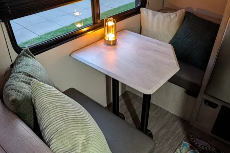 Lightweight Aurora 13RDX Sleeps 3 Easy Tow or Delivery Available