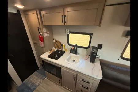 Ricardo's Jayco PROWLER LYNK 2500BH Travel Trailer