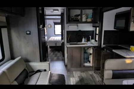 Ian's Forest River 32ds Class A