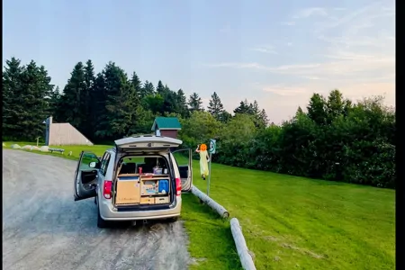 La belle Huguette- Dodge Grand Caravan