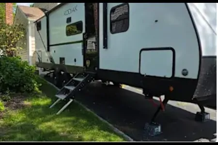 Michael's Dutchmen Kodiak 280BHSL Travel Trailer
