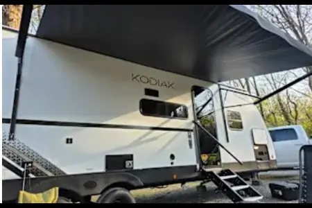 Michael's Dutchmen Kodiak 280BHSL Travel Trailer