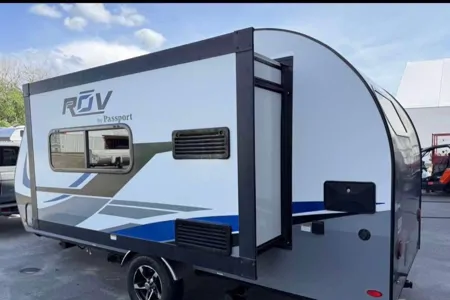 sher Mohd's Keystone 2018 Travel Trailer