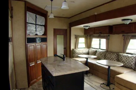 Thomas's Alliance RV Open Range Fifth Wheel