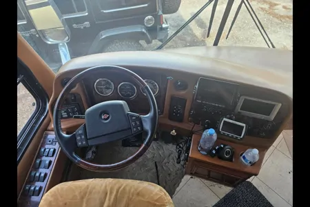 Chad's Travel Supreme 45DS Select Class A