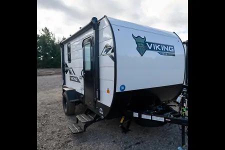 Justin's Forest River Viking rok 13000 Travel Trailer