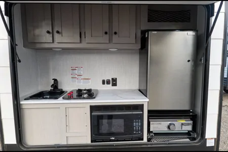 Justin's Forest River Viking rok 13000 Travel Trailer