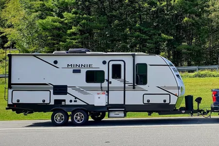 "Minnie Winnie" - Couple's Retreat!